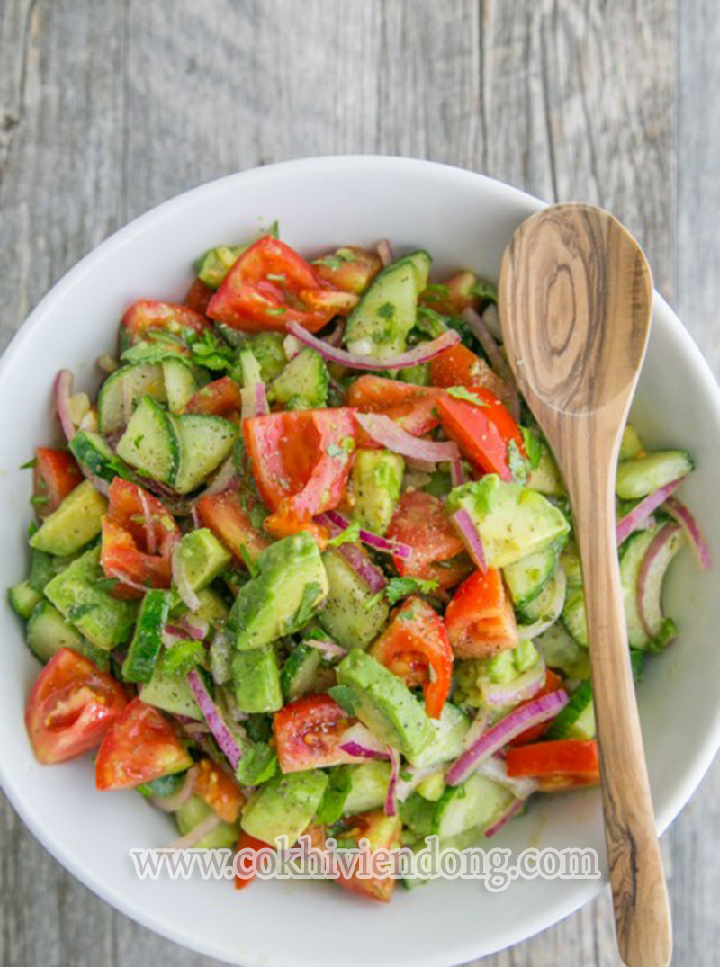 Salad bơ cà chua (1)